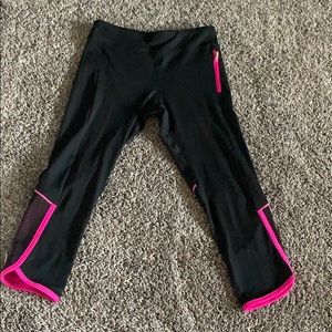 Black and pink capris